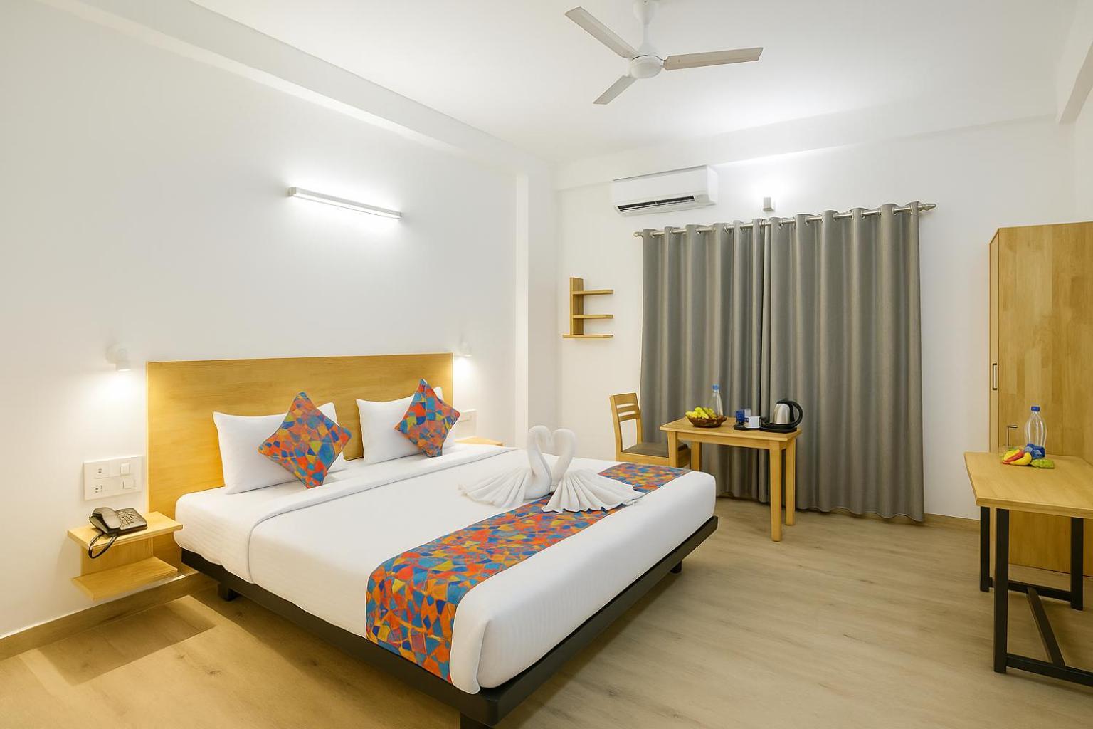 Fabhotel F9 Sector 51 Noida Exterior photo